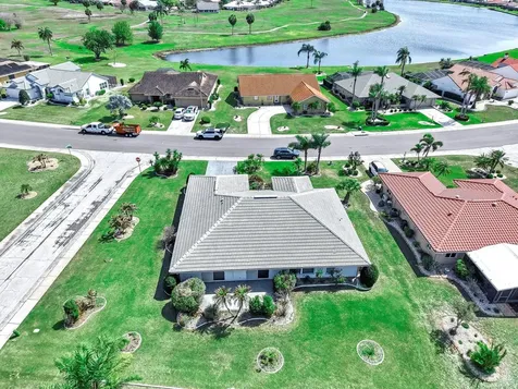 2003 New Bedford Drive Sun City Center FL 33573