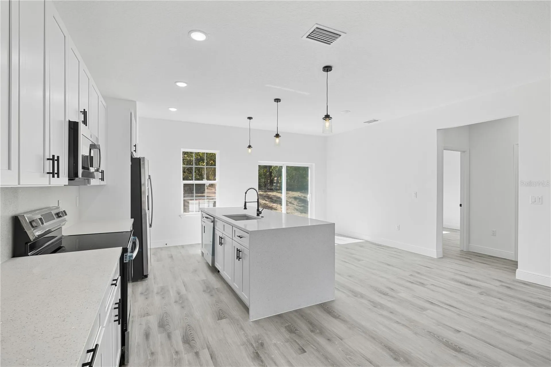 2640 W Fairway Loop Citrus Springs FL 34434
