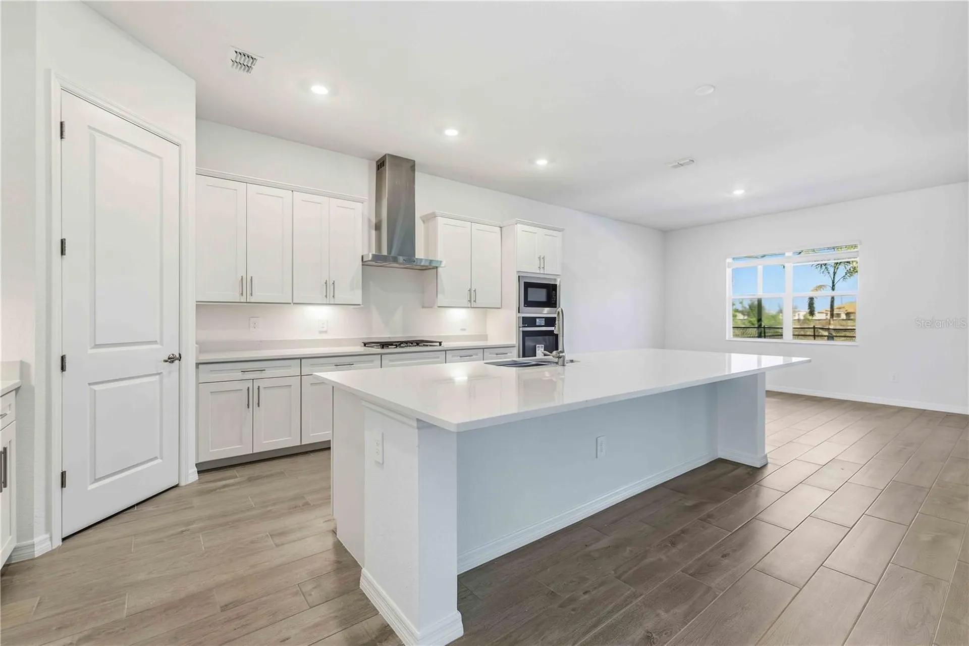 5420 Lightning Whelk Lane Bradenton FL 34211