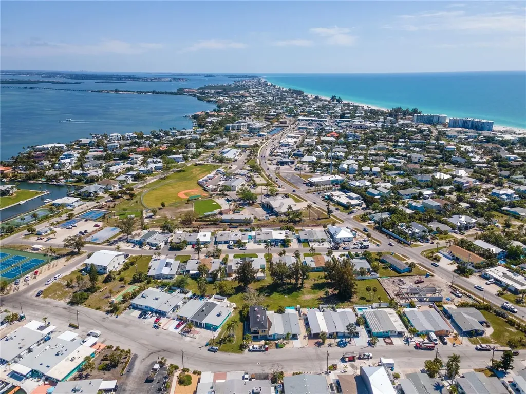 441 63rd Street Holmes Beach FL 34217