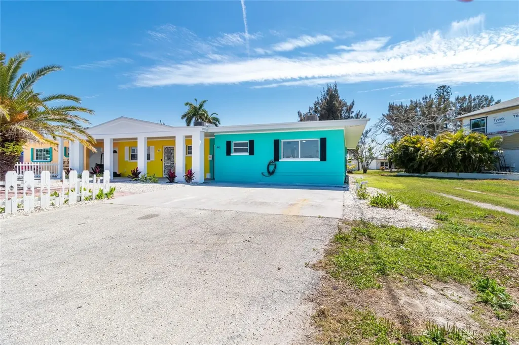 441 63rd Street Holmes Beach FL 34217