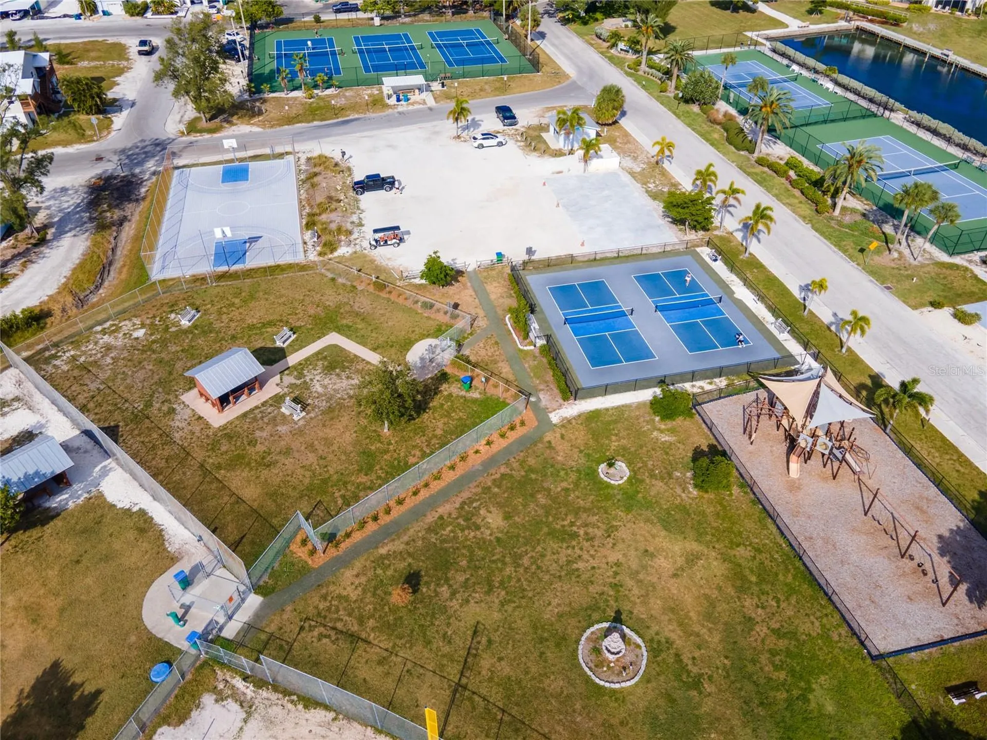441 63rd Street Holmes Beach FL 34217