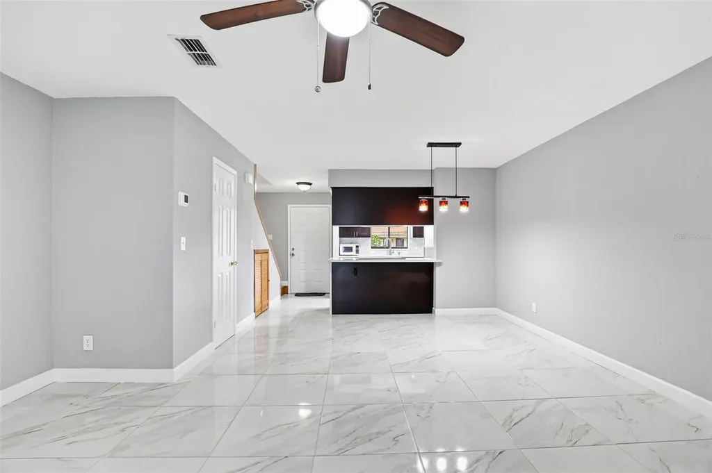 3919 Pine Limb Court Tampa FL 33614