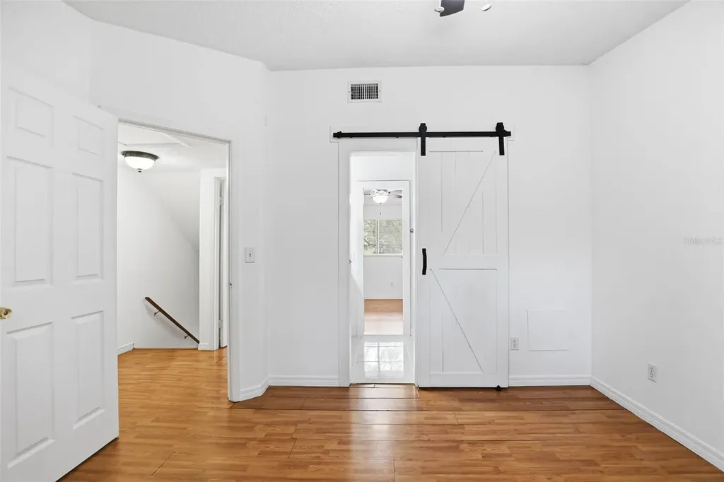 3919 Pine Limb Court Tampa FL 33614