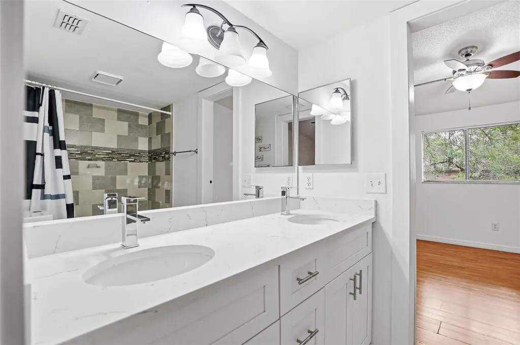 3919 Pine Limb Court Tampa FL 33614