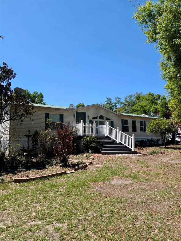 1502 Et Hitte Trail Seffner FL 33584