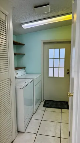 1502 Et Hitte Trail Seffner FL 33584