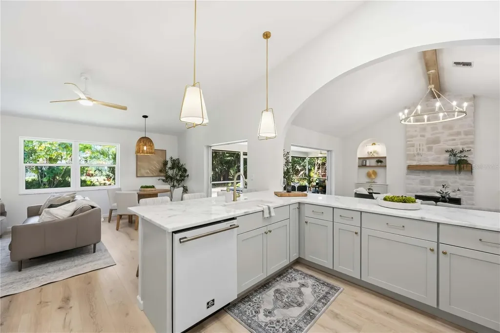 4420 Oak View Drive Sarasota FL 34232