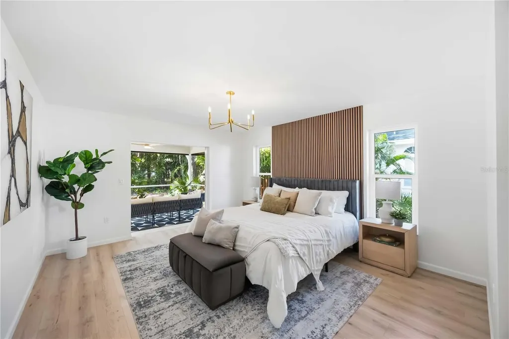 4420 Oak View Drive Sarasota FL 34232