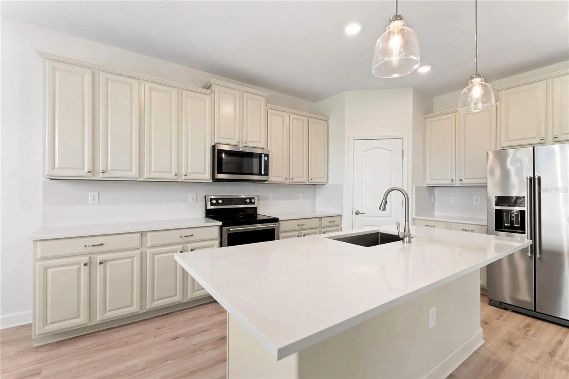 1359 Palmetto Dunes Street Davenport FL 33896