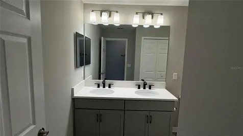 2481 Stapleford Place Wesley Chapel FL 33543