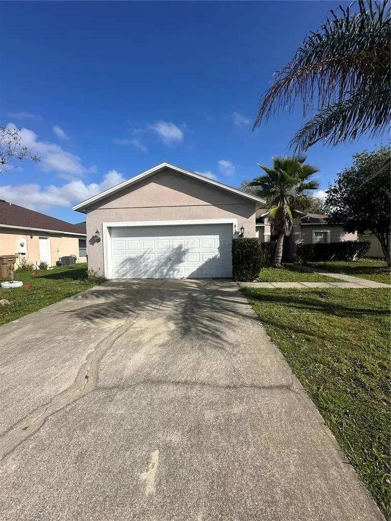 819 Cabaret Court Kissimmee FL 34759