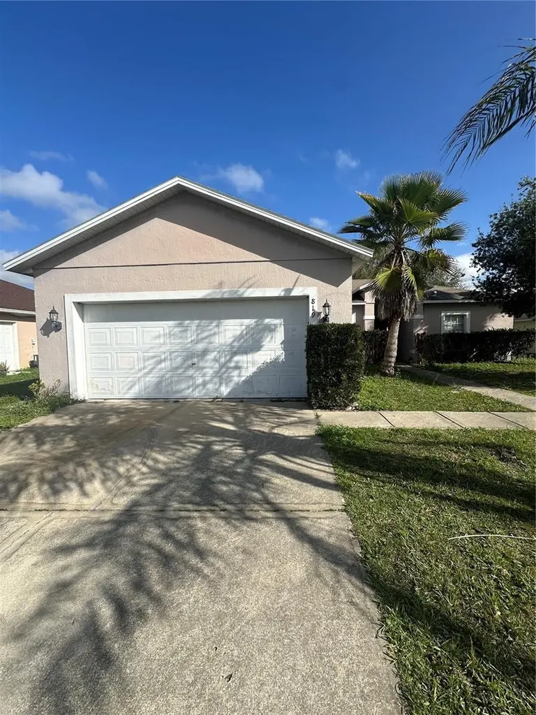 819 Cabaret Court Kissimmee FL 34759