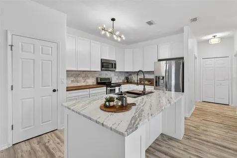 1305 Windy Bluff Drive Minneola FL 34715