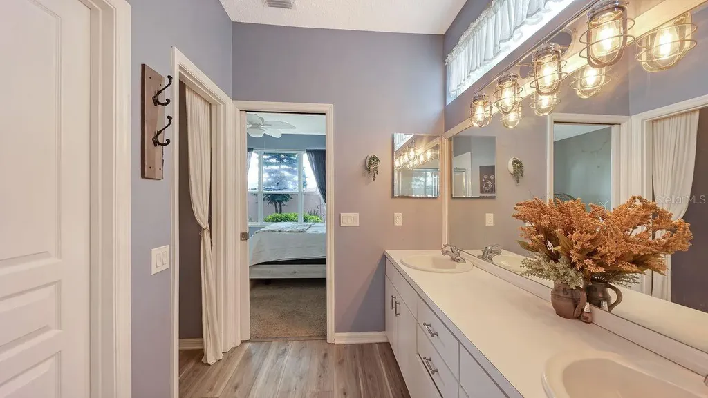 356 Fareham Drive Venice FL 34293