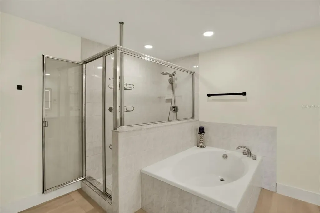 670 Island Way Clearwater Beach FL 33767