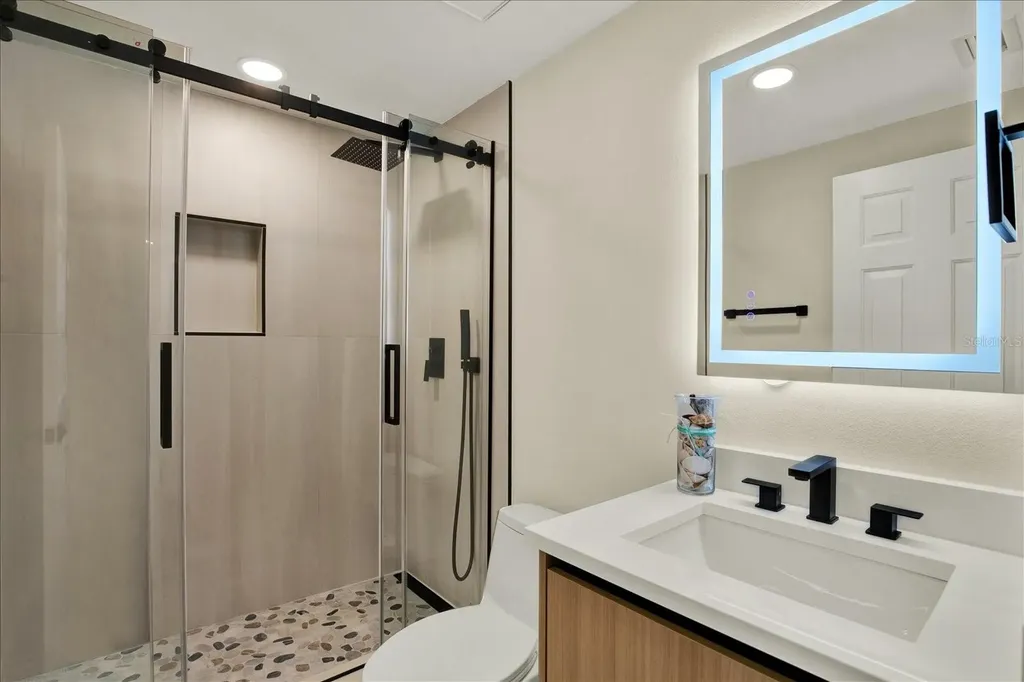 670 Island Way Clearwater Beach FL 33767