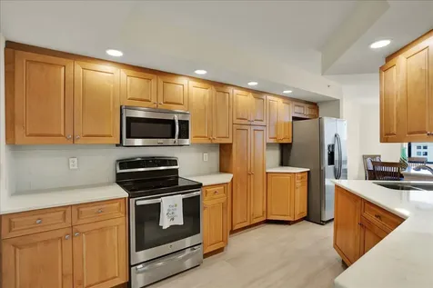 670 Island Way Clearwater Beach FL 33767