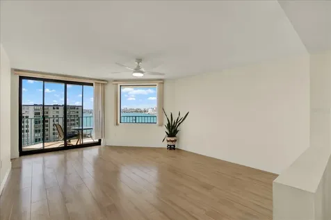 670 Island Way Clearwater Beach FL 33767