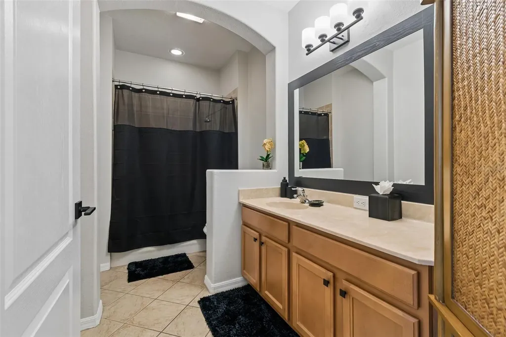 14438 Mirabelle Vista Circle Tampa FL 33626