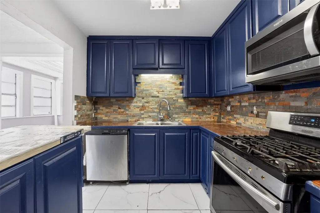 775 28th Avenue S St Petersburg FL 33705