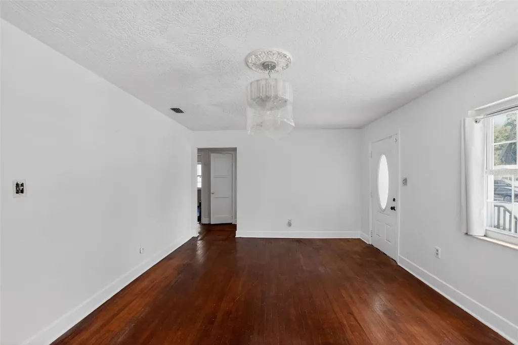 775 28th Avenue S St Petersburg FL 33705