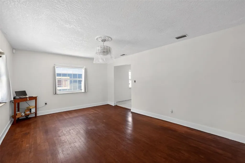 775 28th Avenue S St Petersburg FL 33705