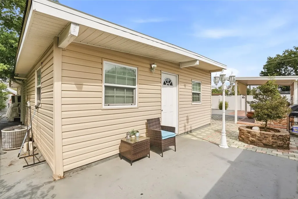 3014 W Wilder Avenue Tampa FL 33614