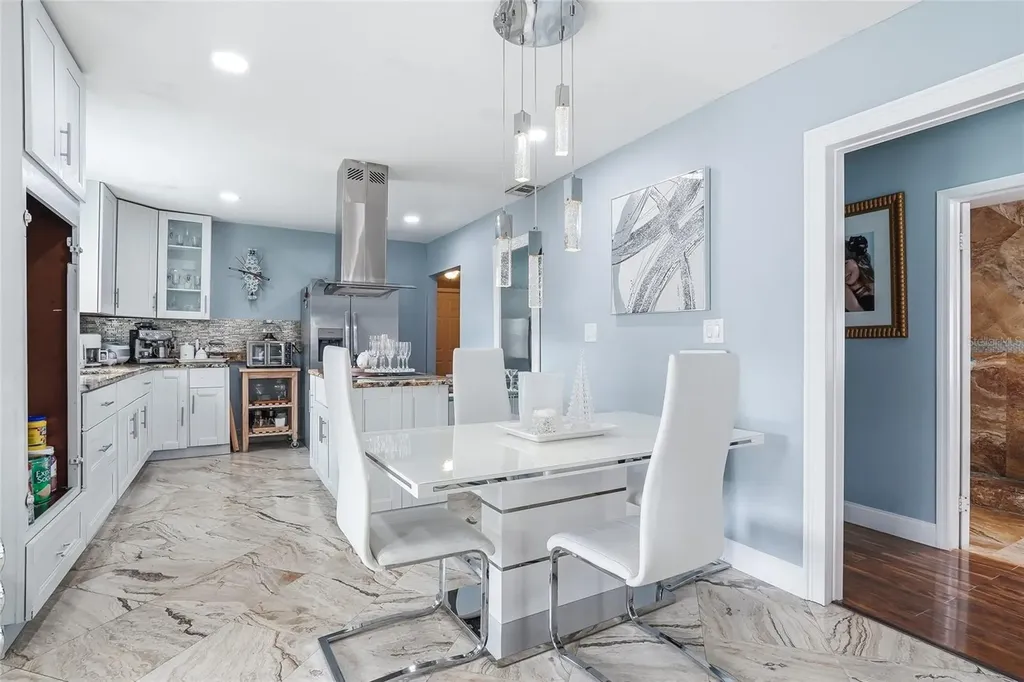 3014 W Wilder Avenue Tampa FL 33614