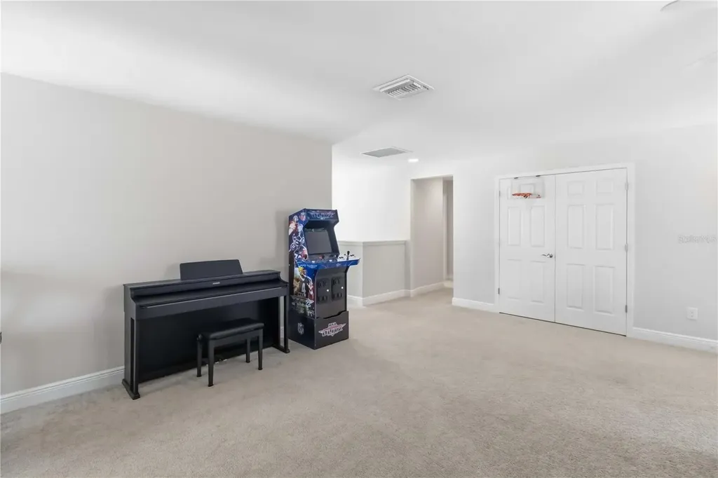 14806 Summer Branch Drive Lithia FL 33547