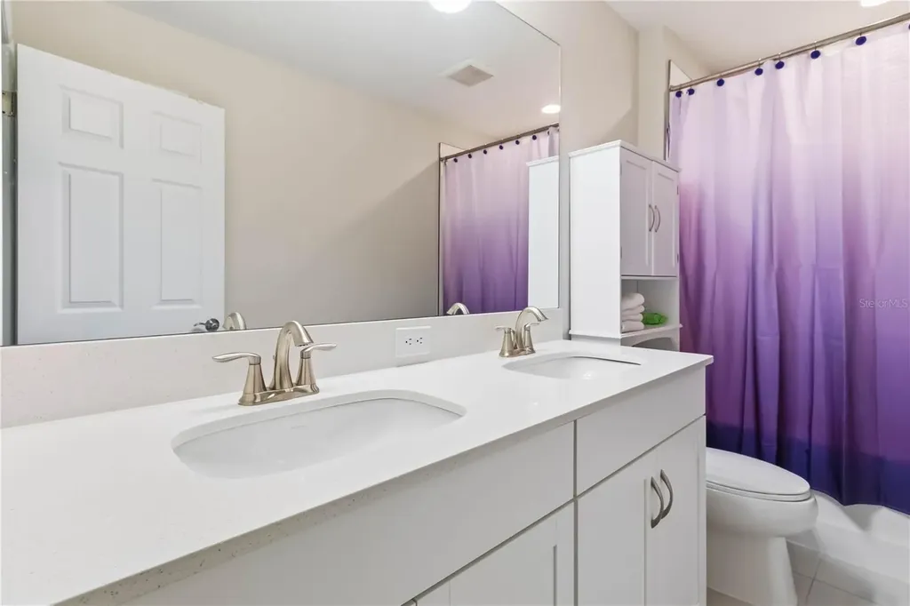 14806 Summer Branch Drive Lithia FL 33547