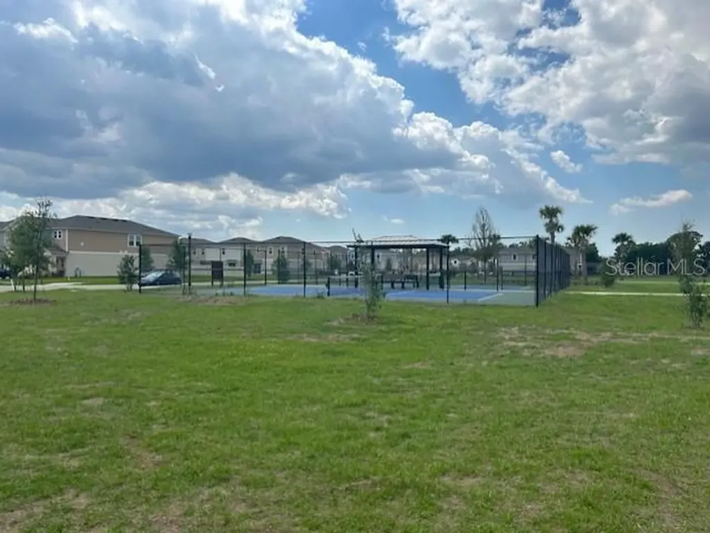 14806 Summer Branch Drive Lithia FL 33547