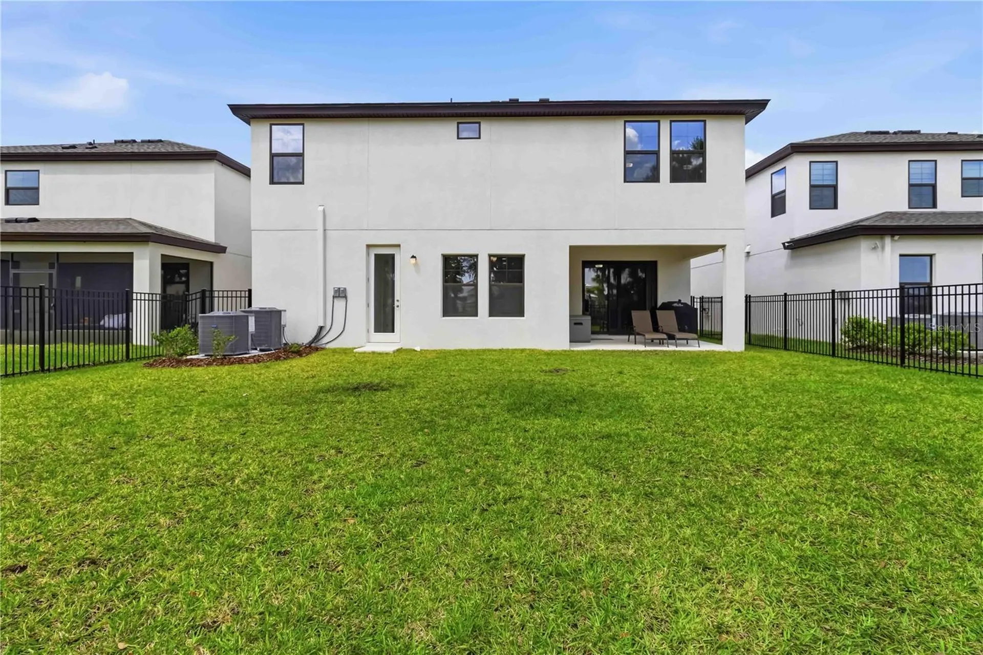 14806 Summer Branch Drive Lithia FL 33547