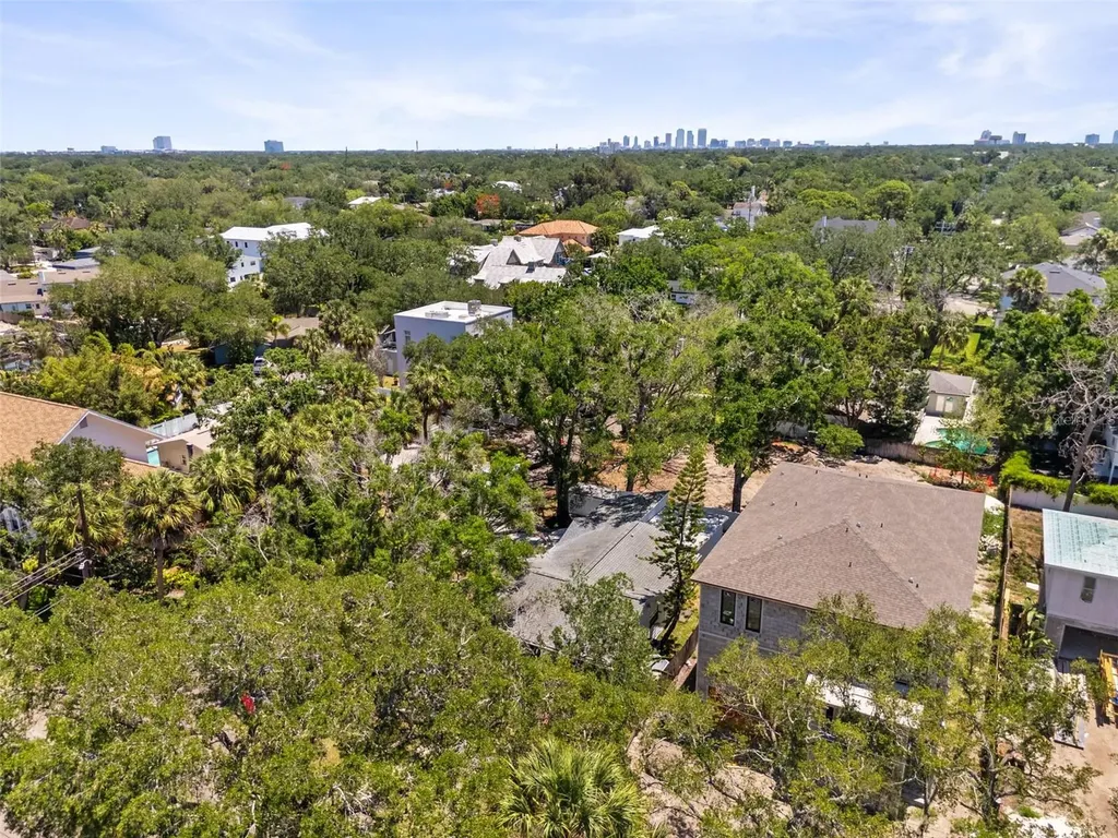 2118 S Venus Street Tampa FL 33629