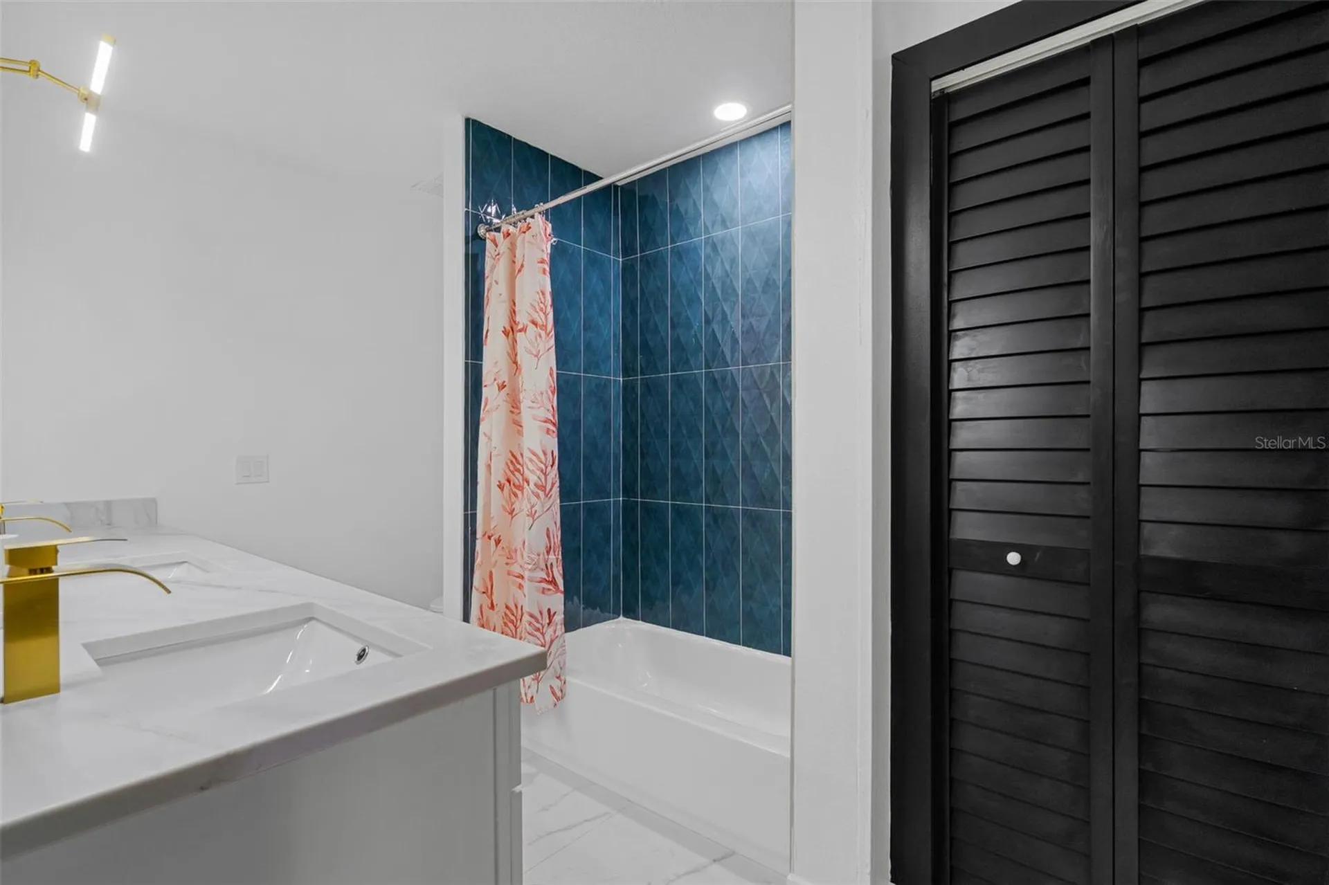 2118 S Venus Street Tampa FL 33629