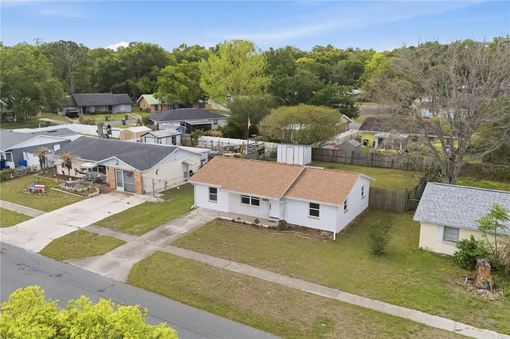39502 9th Avenue Zephyrhills FL 33542