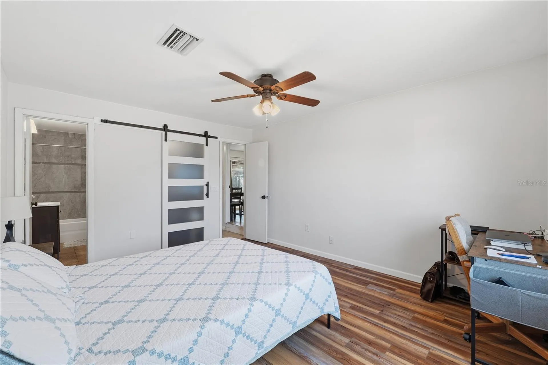 39502 9th Avenue Zephyrhills FL 33542