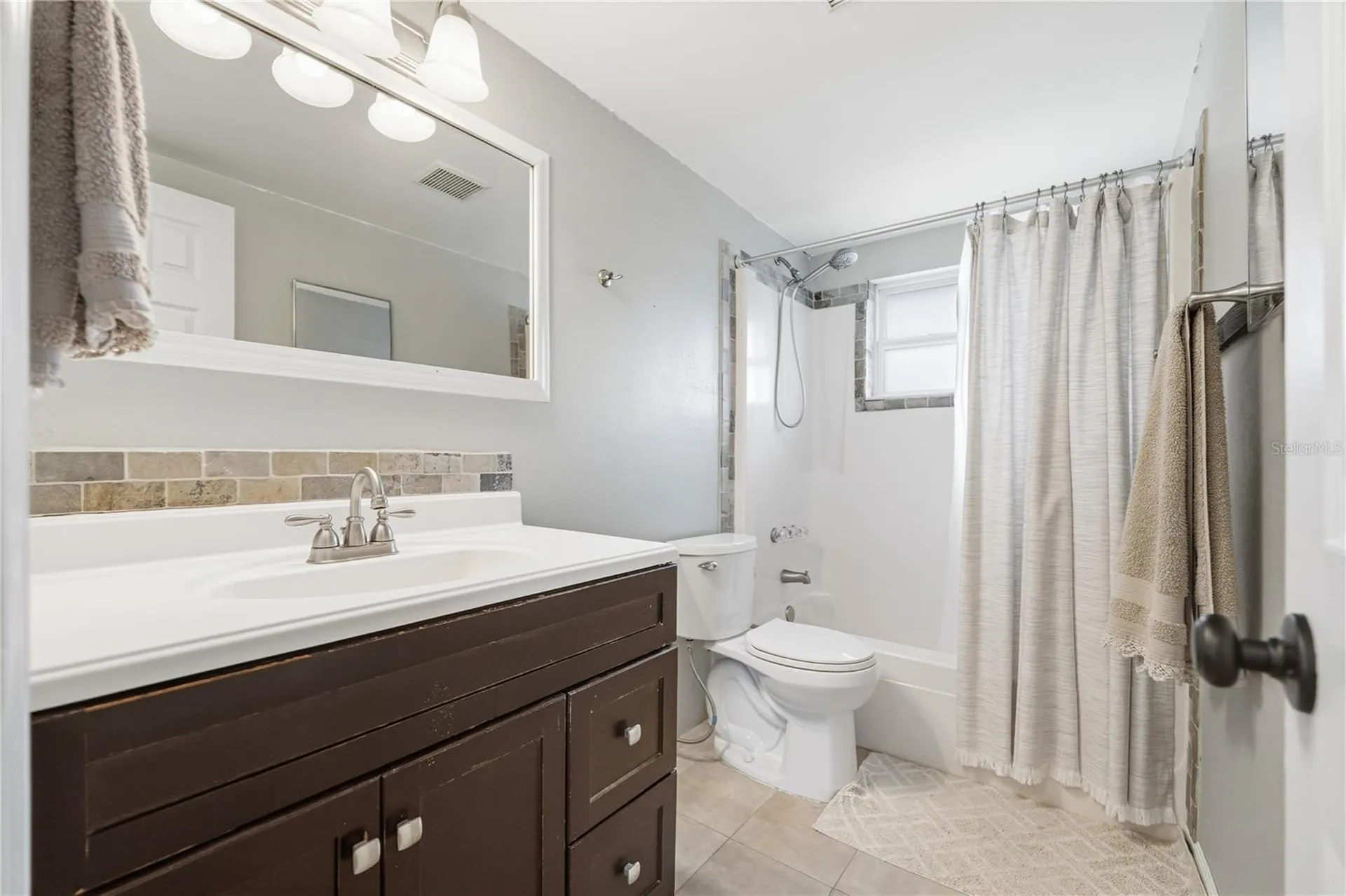39502 9th Avenue Zephyrhills FL 33542