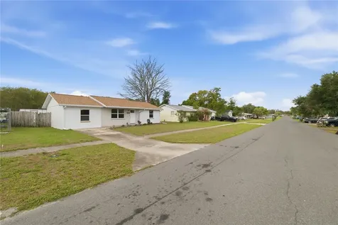 39502 9th Avenue Zephyrhills FL 33542