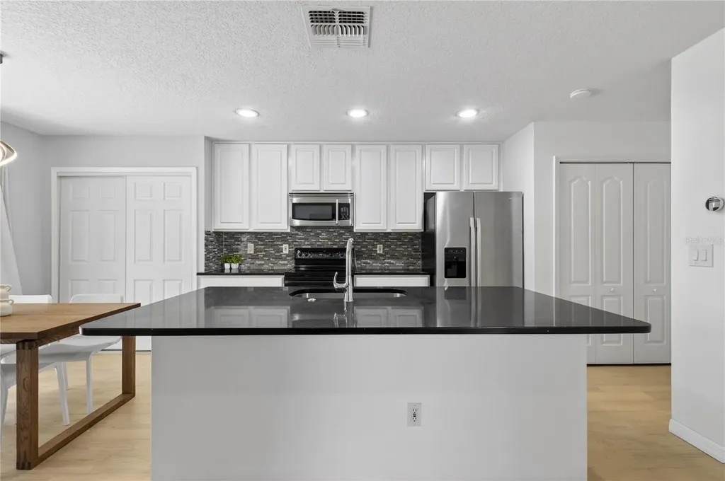 2006 Stone Abbey Boulevard Orlando FL 32828
