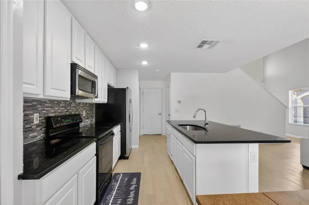 2006 Stone Abbey Boulevard Orlando FL 32828