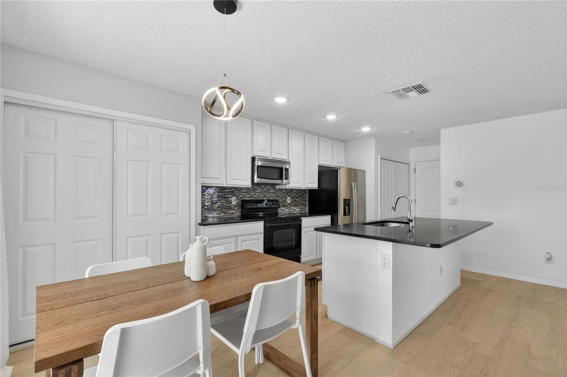 2006 Stone Abbey Boulevard Orlando FL 32828