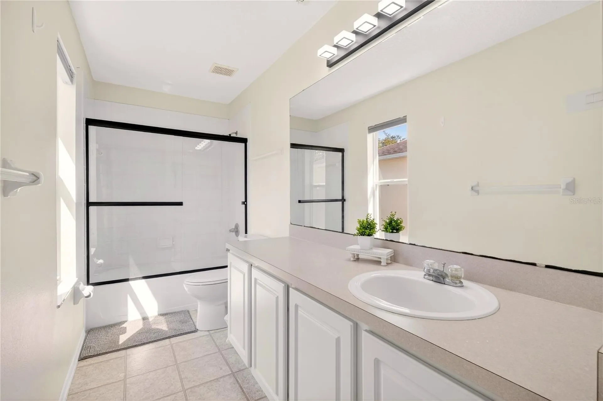 2006 Stone Abbey Boulevard Orlando FL 32828