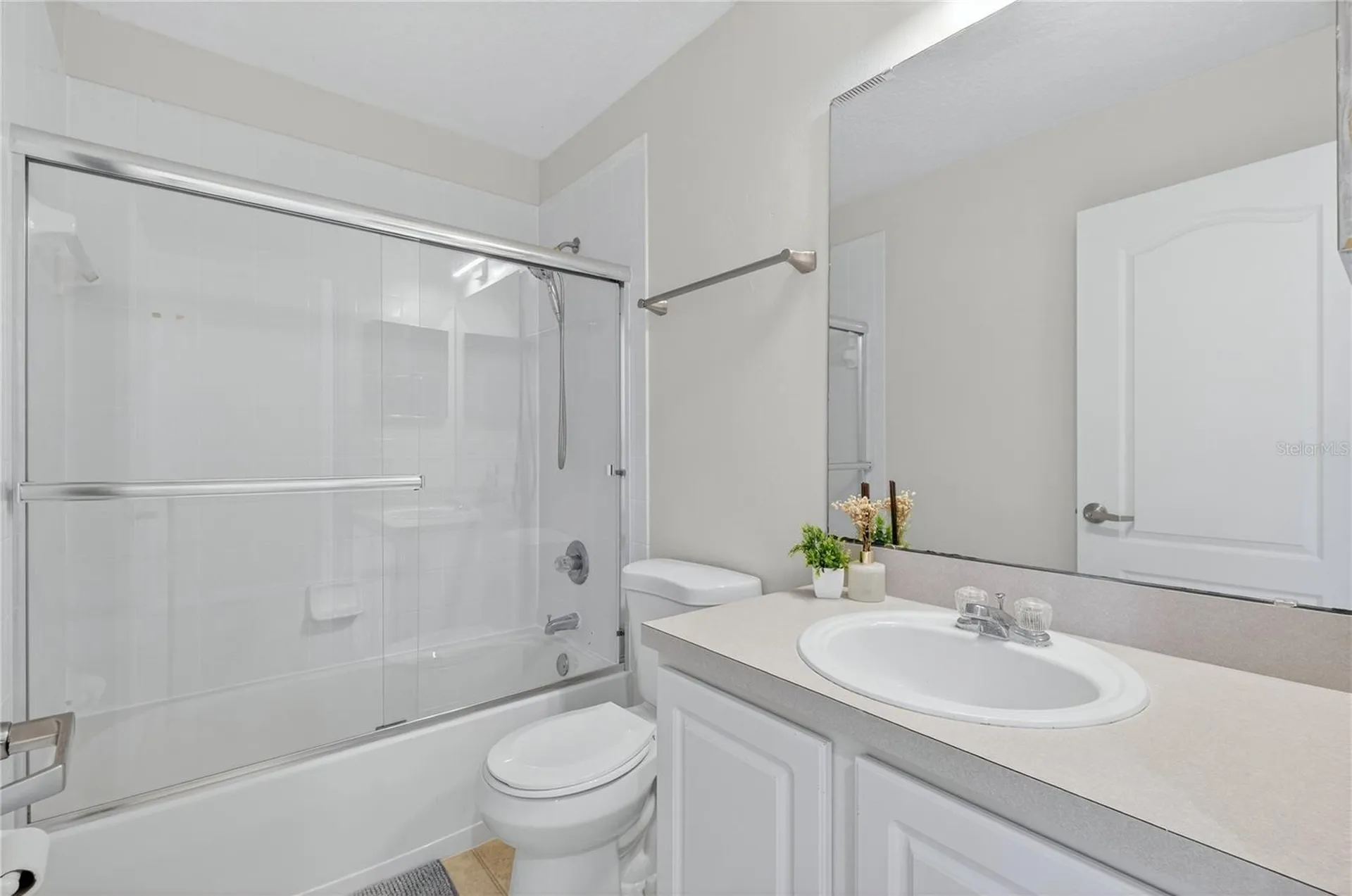 2006 Stone Abbey Boulevard Orlando FL 32828