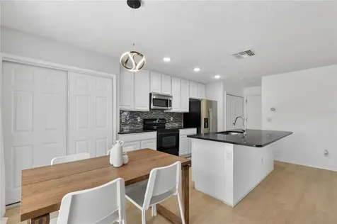 2006 Stone Abbey Boulevard Orlando FL 32828