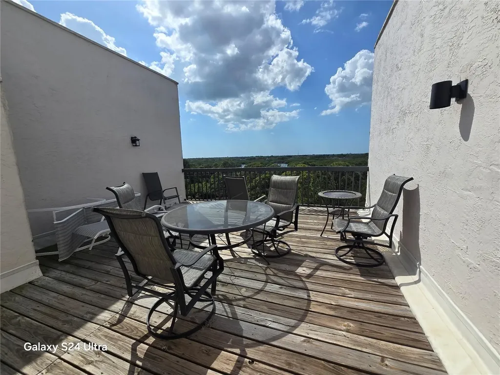8186 Terrace Garden Drive N St Petersburg FL 33709