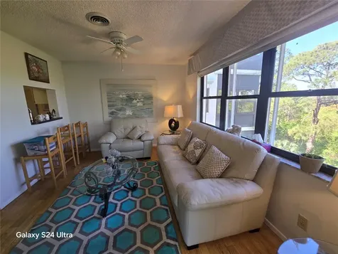 8186 Terrace Garden Drive N St Petersburg FL 33709