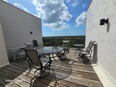 8186 Terrace Garden Drive N St Petersburg FL 33709