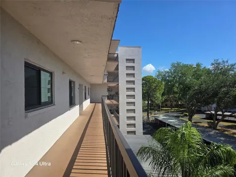 8186 Terrace Garden Drive N St Petersburg FL 33709
