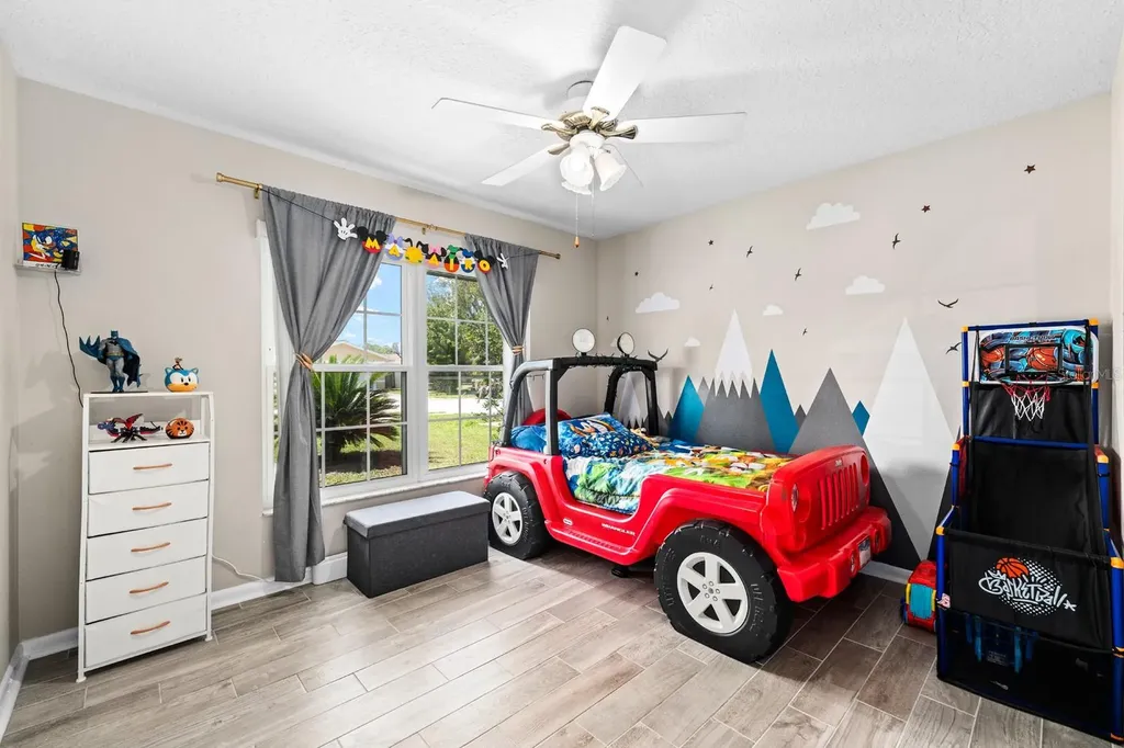 1916 Cloverdale Court Lutz FL 33549
